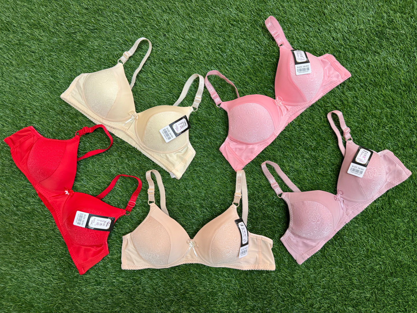 Paded bra soft comfortable bra Imported article single pad.