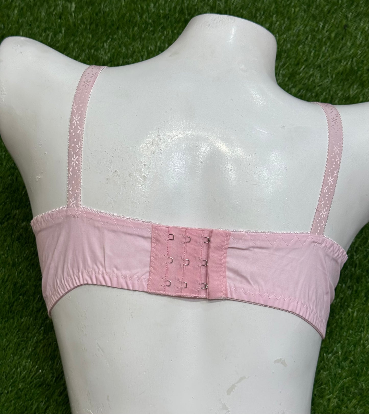 Premium Chicken Laminated Fabric Bra